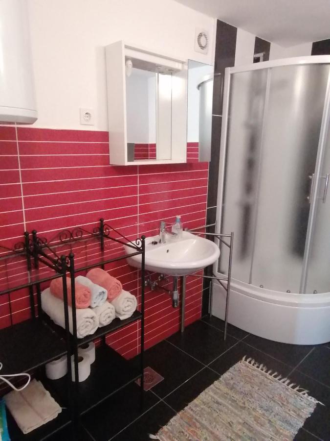 Appartement Apartman Nora à Hvar Town Extérieur photo